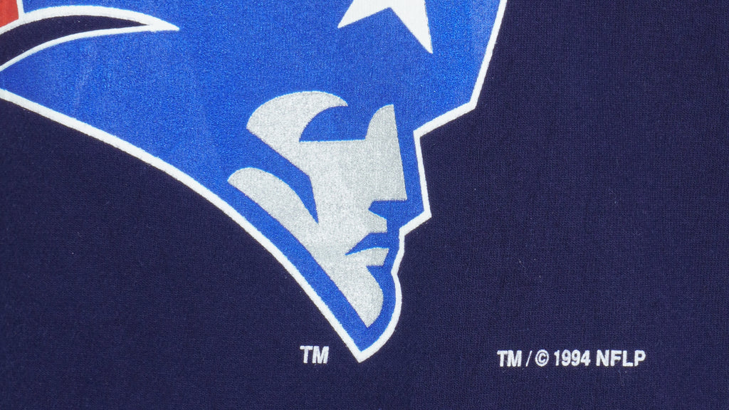 NFL (Salem) - New England Patriots Big Spell-Out T-Shirt 1994 Large Vintage Retro Football 