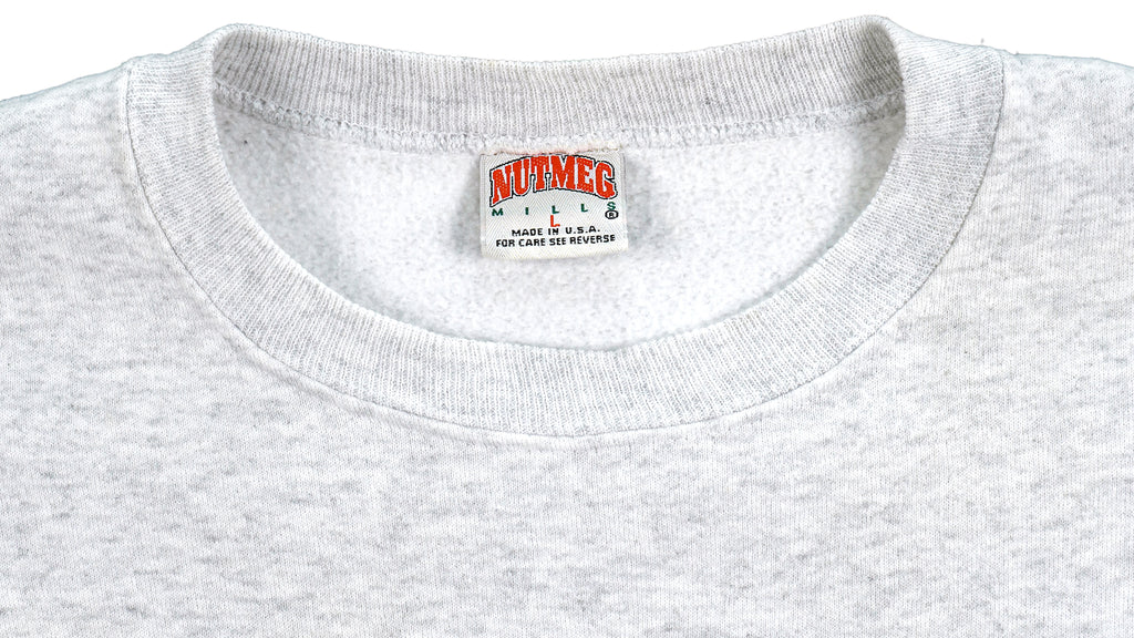 NCAA (Nutmeg) - Georgetown Hoyas Spell-Out Crew Neck Sweatshirt 1990s Large Vintage Retro Football College