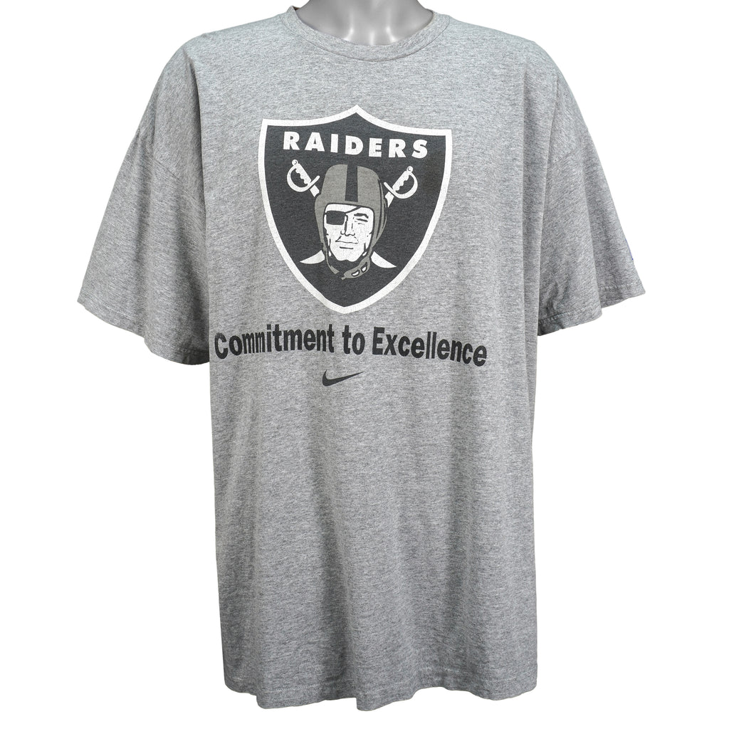 Nike - Oakland Raiders, The Will To Win Spell-Out T-Shirt 1990s XX-Large Vintage Retro Football