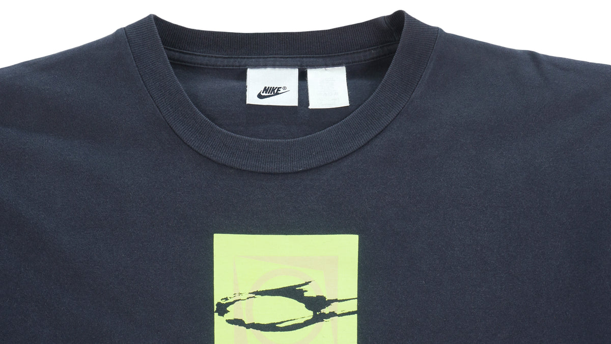 Nike - Tennis Challenge Court T-Shirt 1990s Medium Vintage Retro