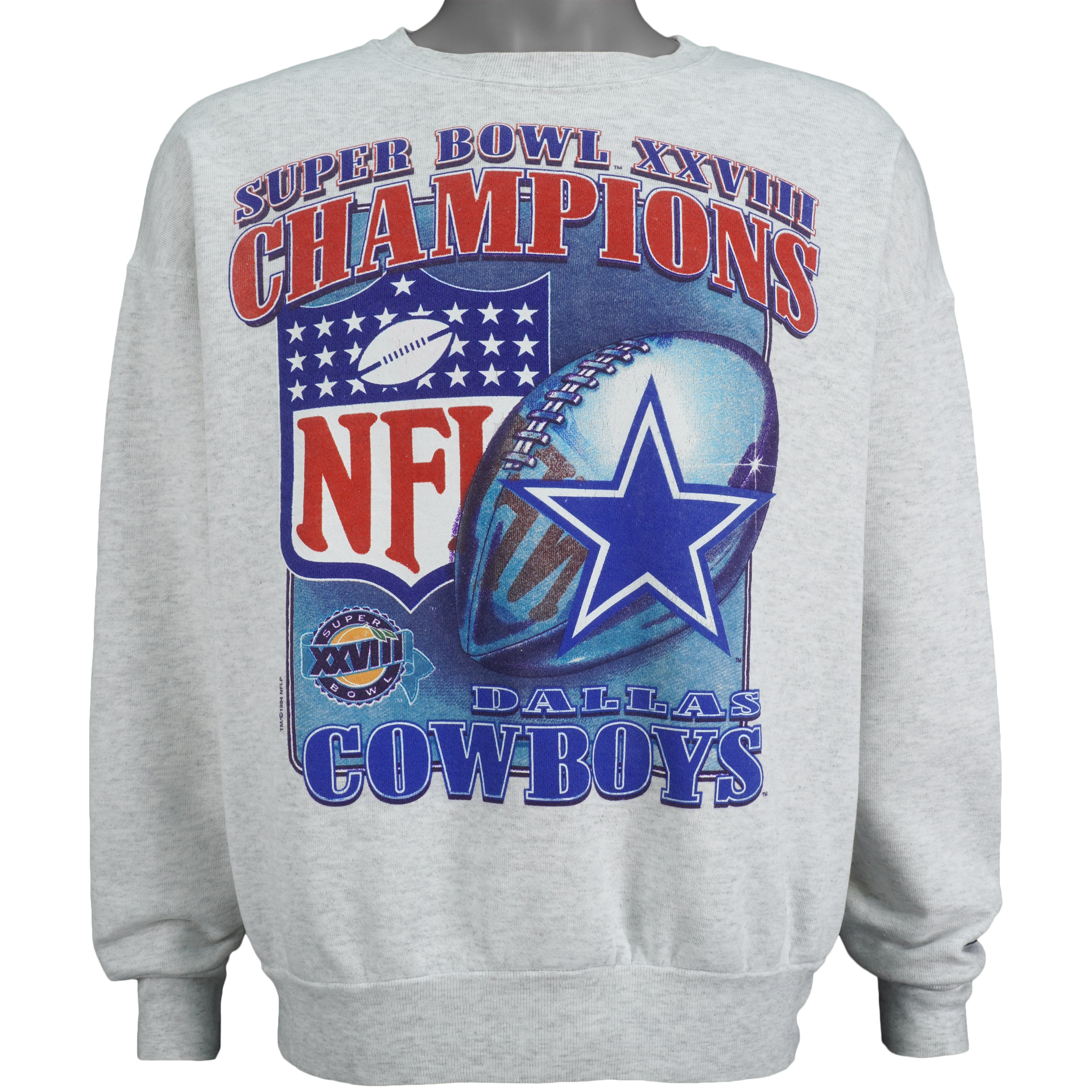 Starter - Dallas Cowboys, Super Bowl Champions Spell-Out Sweatshirt 2004 Large Vintage Retro Football