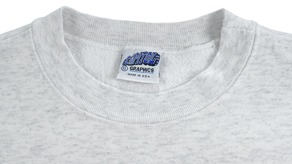 NCAA (Capitol Graphics) - Texas Longhorns Spell-Out Crew Neck Sweatshirt 1990’s X-Large Vintage Retro College 