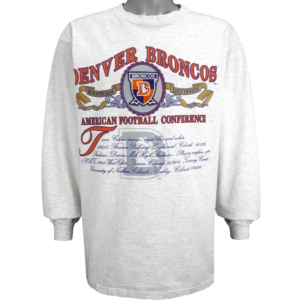 NFL (Nutmeg) - Denver Broncos Spell-Out Crew Neck Sweatshirt 1990s X-Large Vintage Retro Football