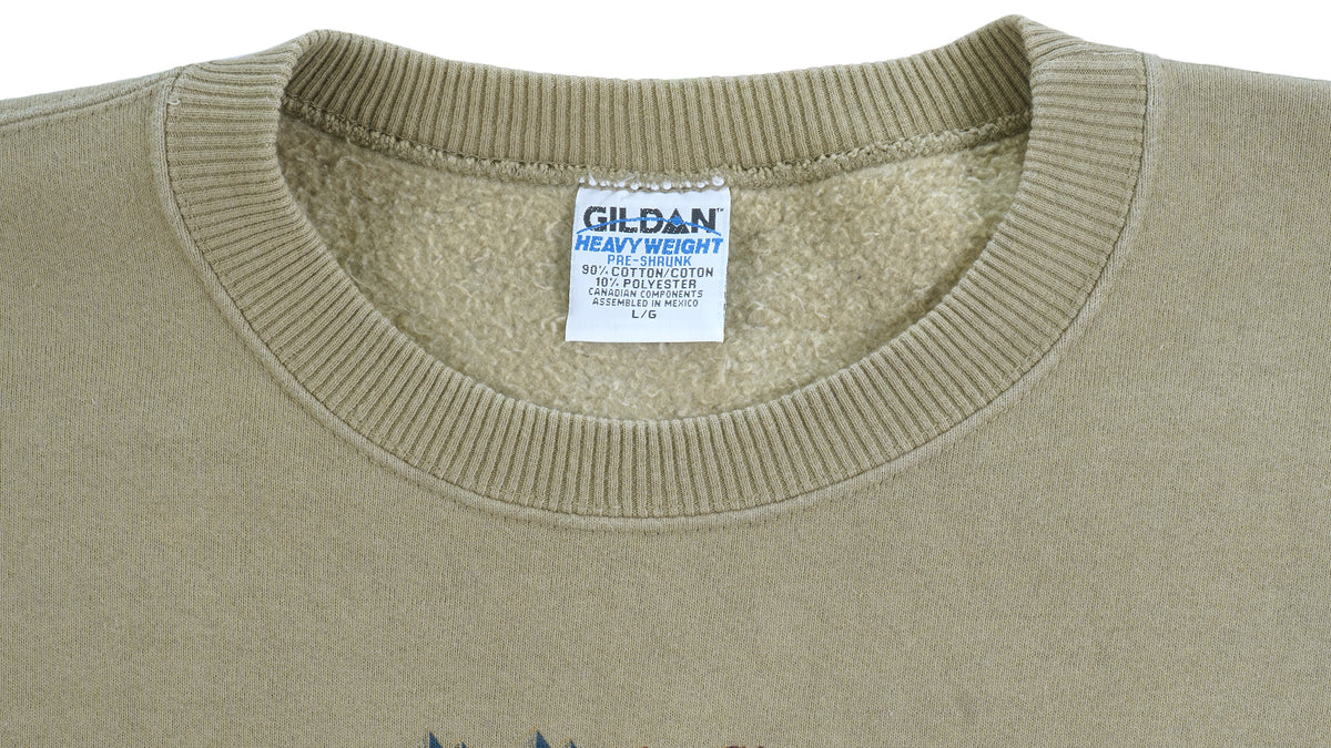 Vintage (Gildan) - Orlando, Florida Crew Neck Sweatshirt 1990s Large Vintage Retro