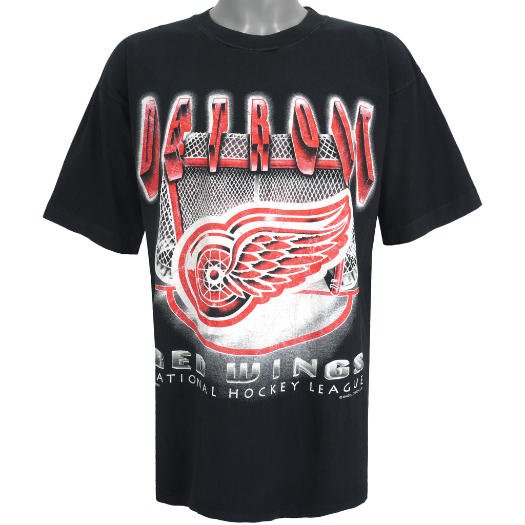 NHL (Magic Johnson Ts)- Detroit Red Wings T-Shirt 1993 Large Vintage Retro