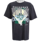 MLB (Logo 7) - Chicago White Sox, American League West Champion T-Shirt 1993 X-Large Vintage Retro Baseball