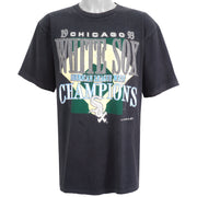 MLB (Logo 7) - Chicago White Sox, American League West Champion T-Shirt 1993 X-Large Vintage Retro Baseball