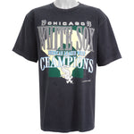 MLB (Logo 7) - Chicago White Sox, American League West Champion T-Shirt 1993 X-Large Vintage Retro Baseball