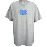 Nike - North Carolina Tar Heels T-Shirt 1990s XX-Large Vintage Retro Football College