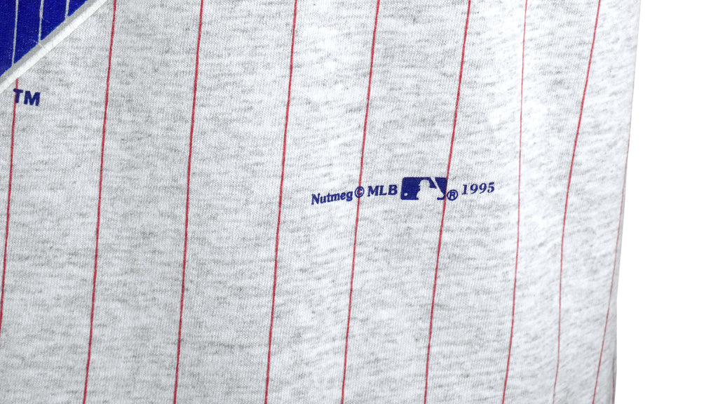 MLB (Nutmeg) - Texas Rangers Spell-Out  T-Shirt 1995 Medium Vintage Retro Baseball