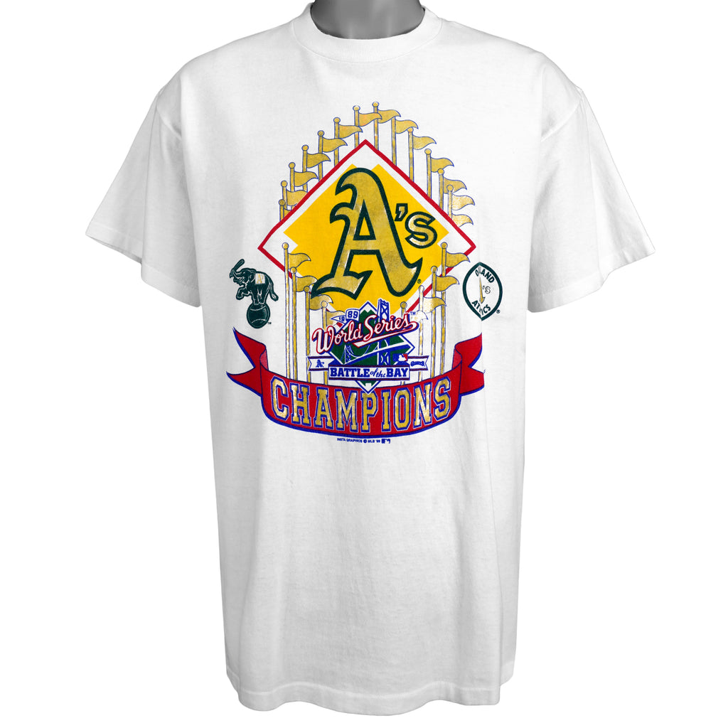 MLB (Tennessee River) - Oakland Athletics World Series Champions T-Shirt 1989 X-Large Vintage Retro Baseball