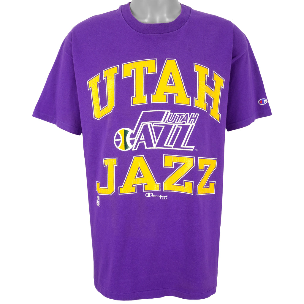 Champion - Utah  Jazz Big Spell-Out T-Shirt 1990s X-Large Vintage Retro Basketball