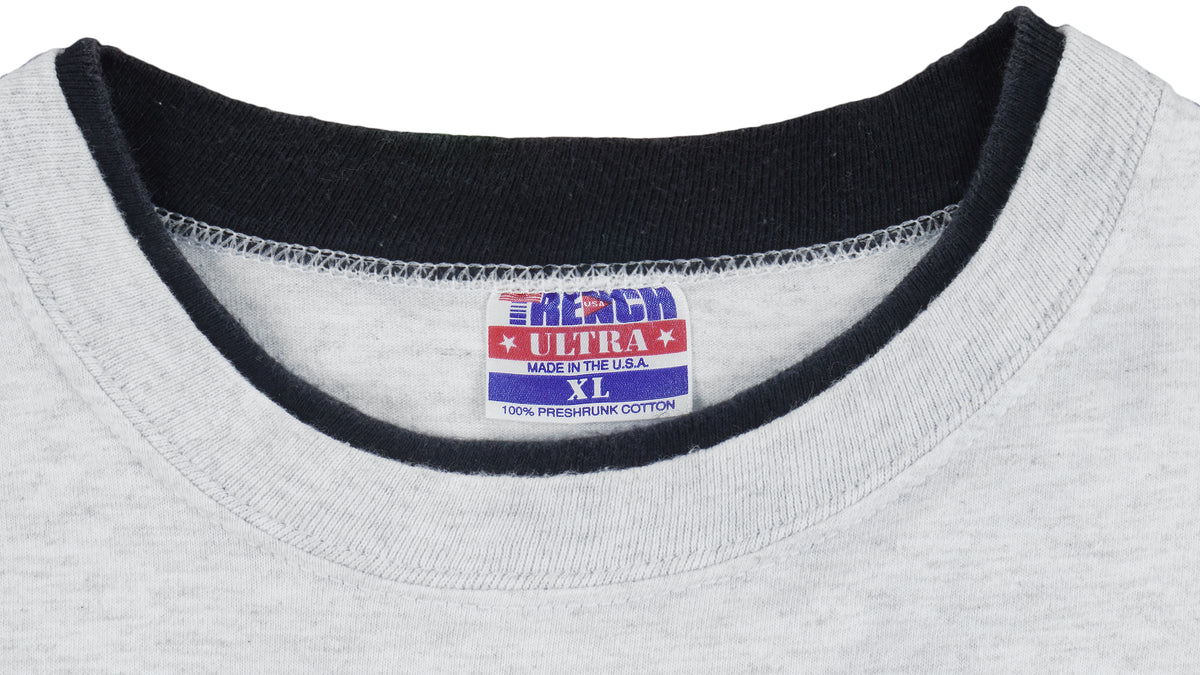 MLB (Trench) - Oakland Athletics Spell-Out T-Shirt 1993 X-Large Vintage Retro Baseball