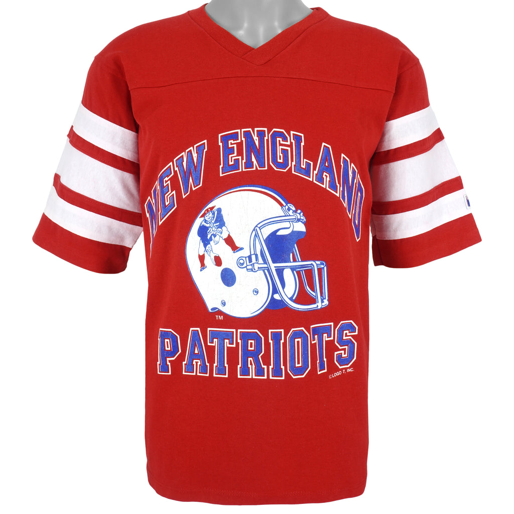 NFL (Logo 7) - New England Patriots Spell-Out Football Jersey 1990s Medium Vintage Retro Football
