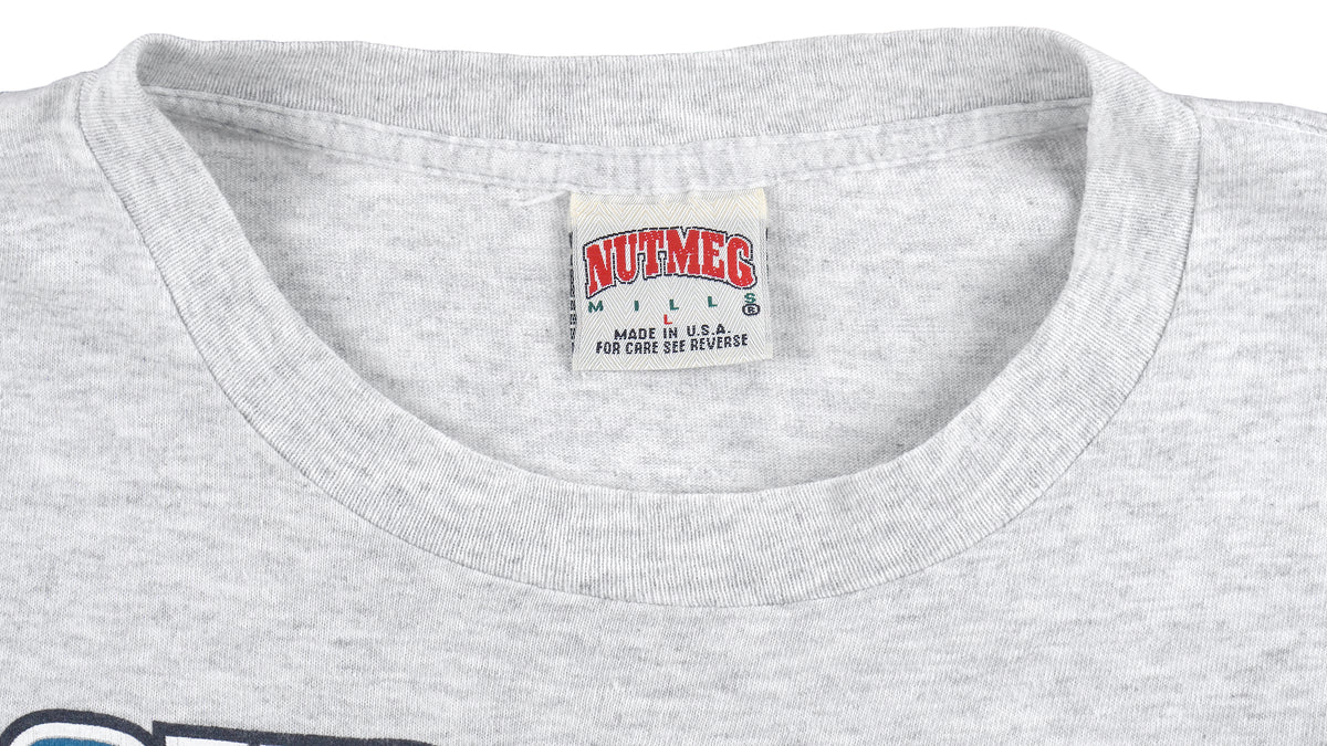 NFL (Nutmeg) - Jacksonville Jaguars Big Spell-Out T-Shirt 1990s Large Vintage Retro Football