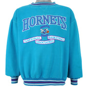 NBA (Logo Athletic) - Charlotte Hornets Crew Neck Sweatshirt 1990s X-Large Vintage Retro Basketball