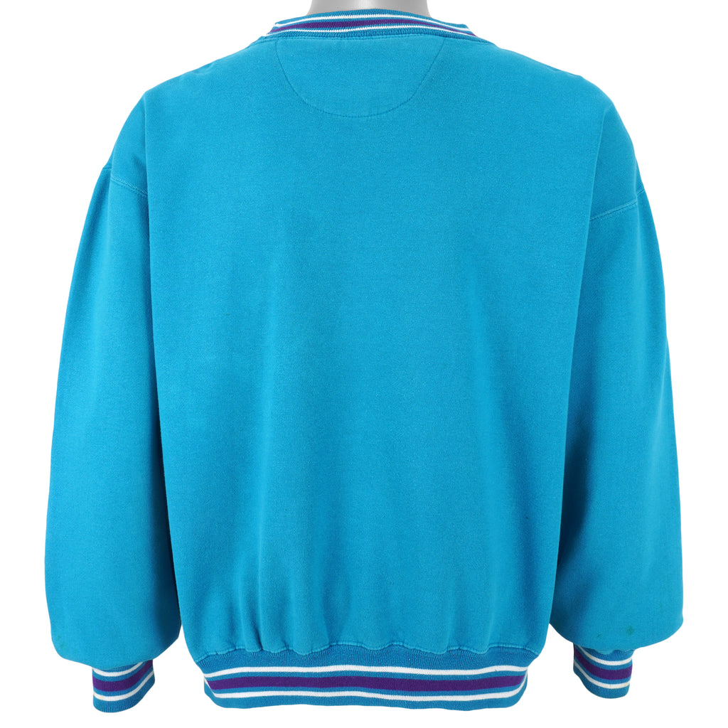 NBA (Logo Athletic) - Charlotte Hornets Crew Neck Sweatshirt 1990s X-Large Vintage Retro Basketball