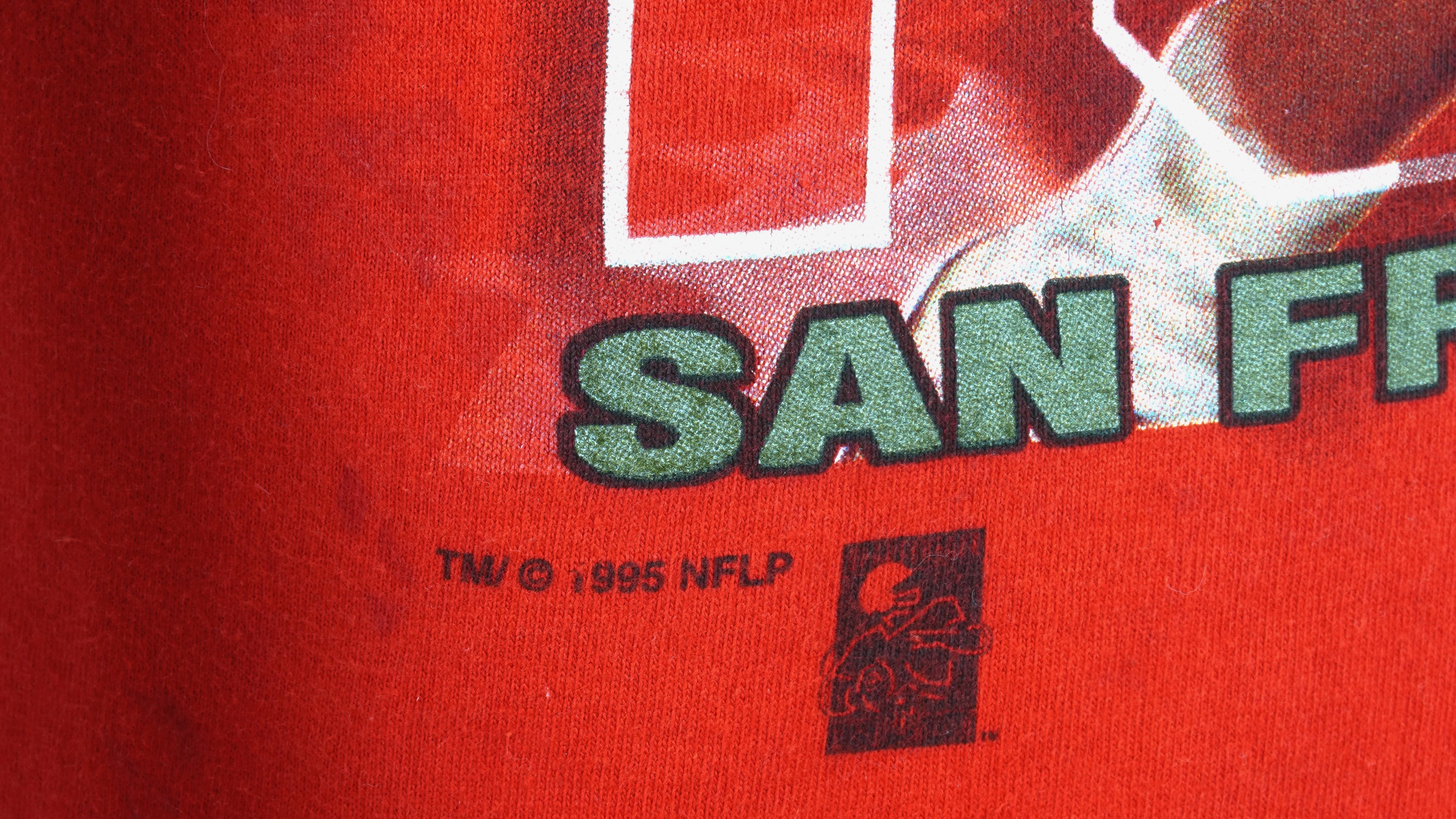 NFL (Salem) -49ers, Steve Young Spell-Out T-Shirt 1995 Large Vintage Retro