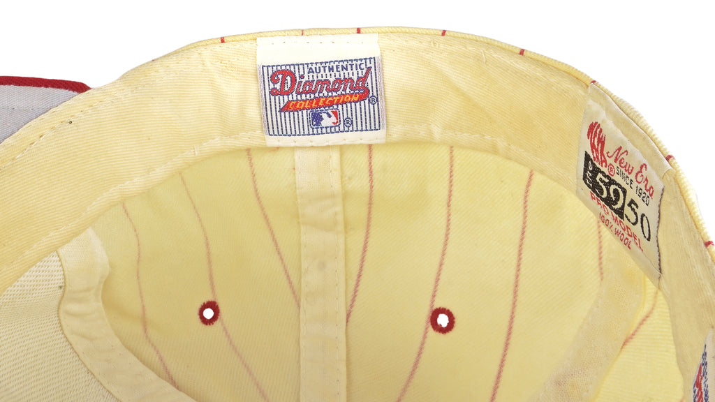 MLB (New Era) - Cream Cincinnati Reds Fitted Hat 1990s 7 1/2 Vintage Retro Baseball