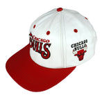 NBA (NBA Properties) - Chicago Bulls Snap Back Leather Hat 1996 OSFA Vintage Retro Basketball
