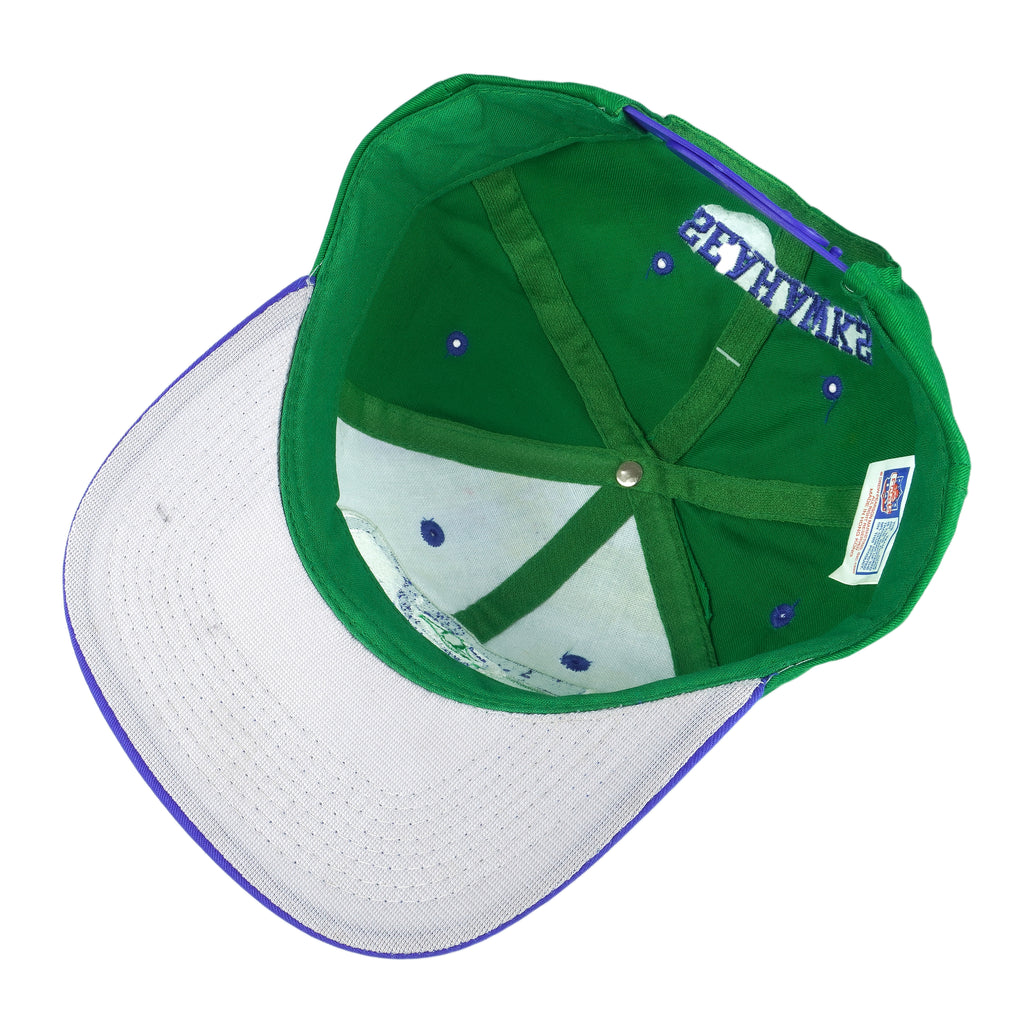 NFL (Game Day) - Seattle Seahawks Embroidered Snap Back Hat 1990s OSFA Vintage Retro Football