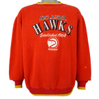 NBA (Logo Athletic) - Atlanta Hawks Embroidered Crew Neck Sweatshirt 1990s X-Large Vintage Retro Basketball