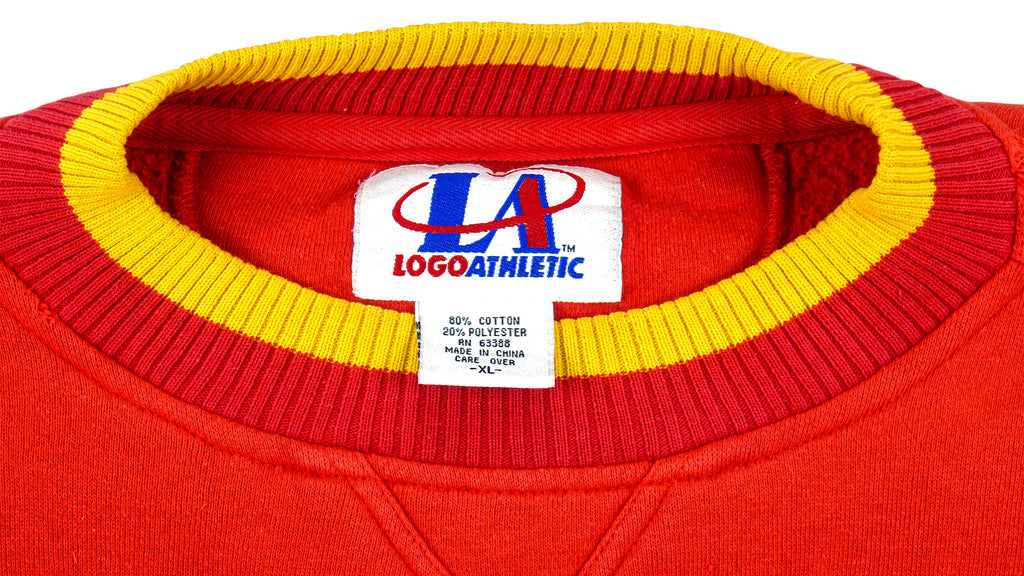 NBA (Logo Athletic) - Atlanta Hawks Embroidered Crew Neck Sweatshirt 1990s X-Large Vintage Retro Basketball