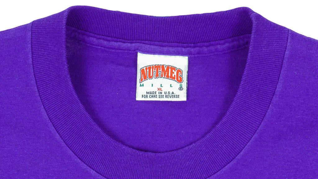 NBA (Nutmeg) - Phoenix Suns, Final Spell-Out T-Shirt 1993 X-Large Vintage Retro Basketball