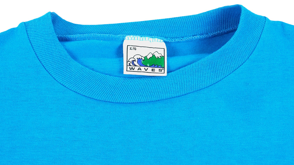 Vintage (Waves) - Canada, North Is Cool T-Shirt 1990 X-Large Vintage Retro