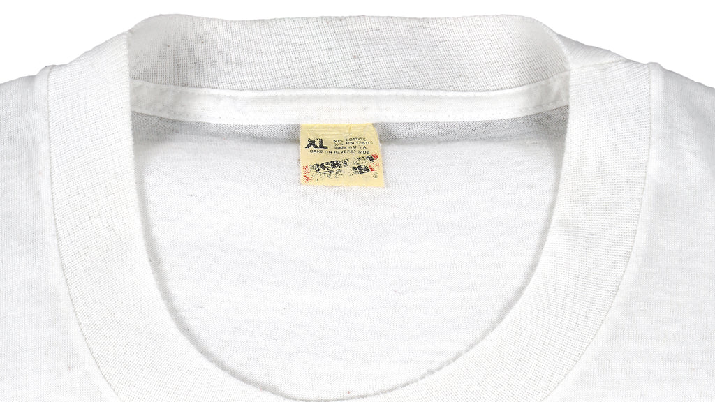 Vintage (Screen Stars) - Newport Single Stitch T-Shirt 1990s X-Large