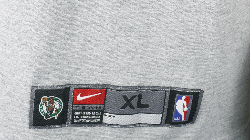 Nike - Grey Boston Celtics T-Shirt 1990s X-Large Vintage Retro Basketball