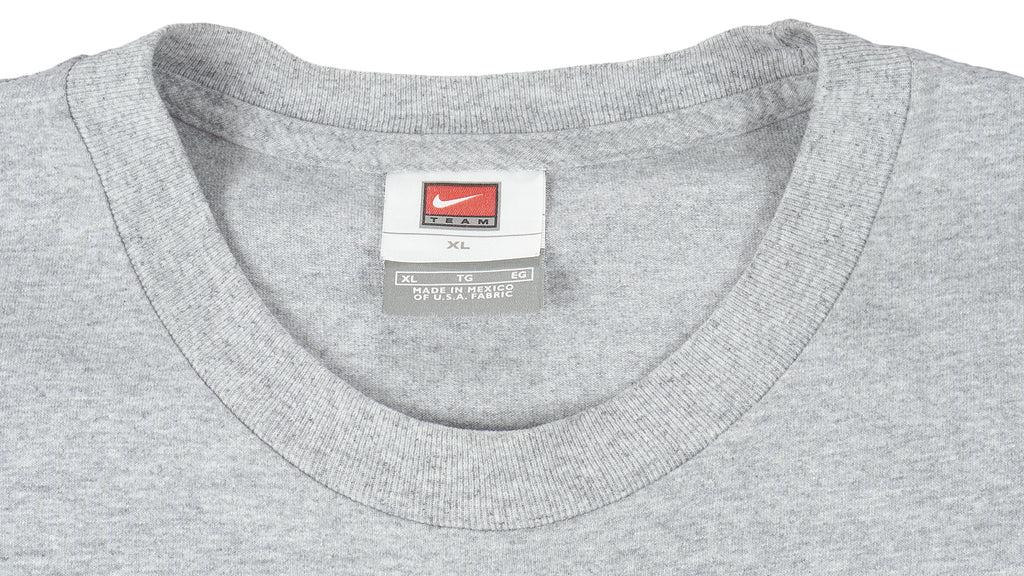 Nike - Grey Boston Celtics T-Shirt 1990s X-Large Vintage Retro Basketball