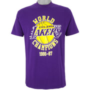 NBA (Trench) - Los Angeles Lakers Champs Single Stitch T-Shirt 1990s X-Large Vintage Retro Basketball