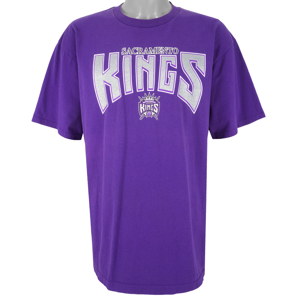 NBA (Lee) - Sacramento Kings Big Logo T-Shirt 1990s X-Large Vintage Retro Basketball