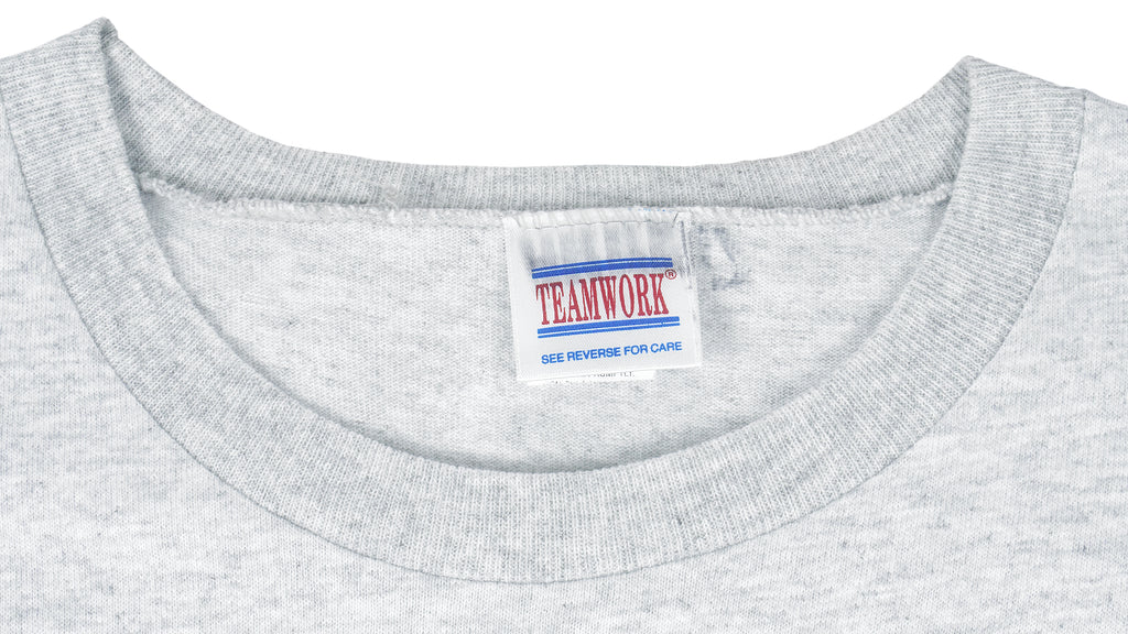 NCAA (Team Work) - Auburn Tigers Champion T-Shirt 1983 Medium Vintage Retro College