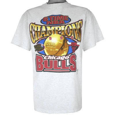 NBA (Logo 7) - Chicago Bulls 6 Time Champion Single Stitch T-Shirt 1998 Large