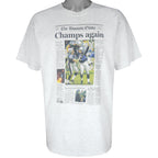 NFL (Gildan) - New England Patriots Super Bowl Champs T-Shirt 2004 Large Vintage Retro