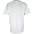 NFL (Gildan) - New England Patriots Super Bowl Champs T-Shirt 2004 Large Vintage Retro