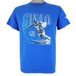 Reebok - Blue Shaq with Autograph Spell-Out T-Shirt 1990s Medium Vintage Retro Basketball