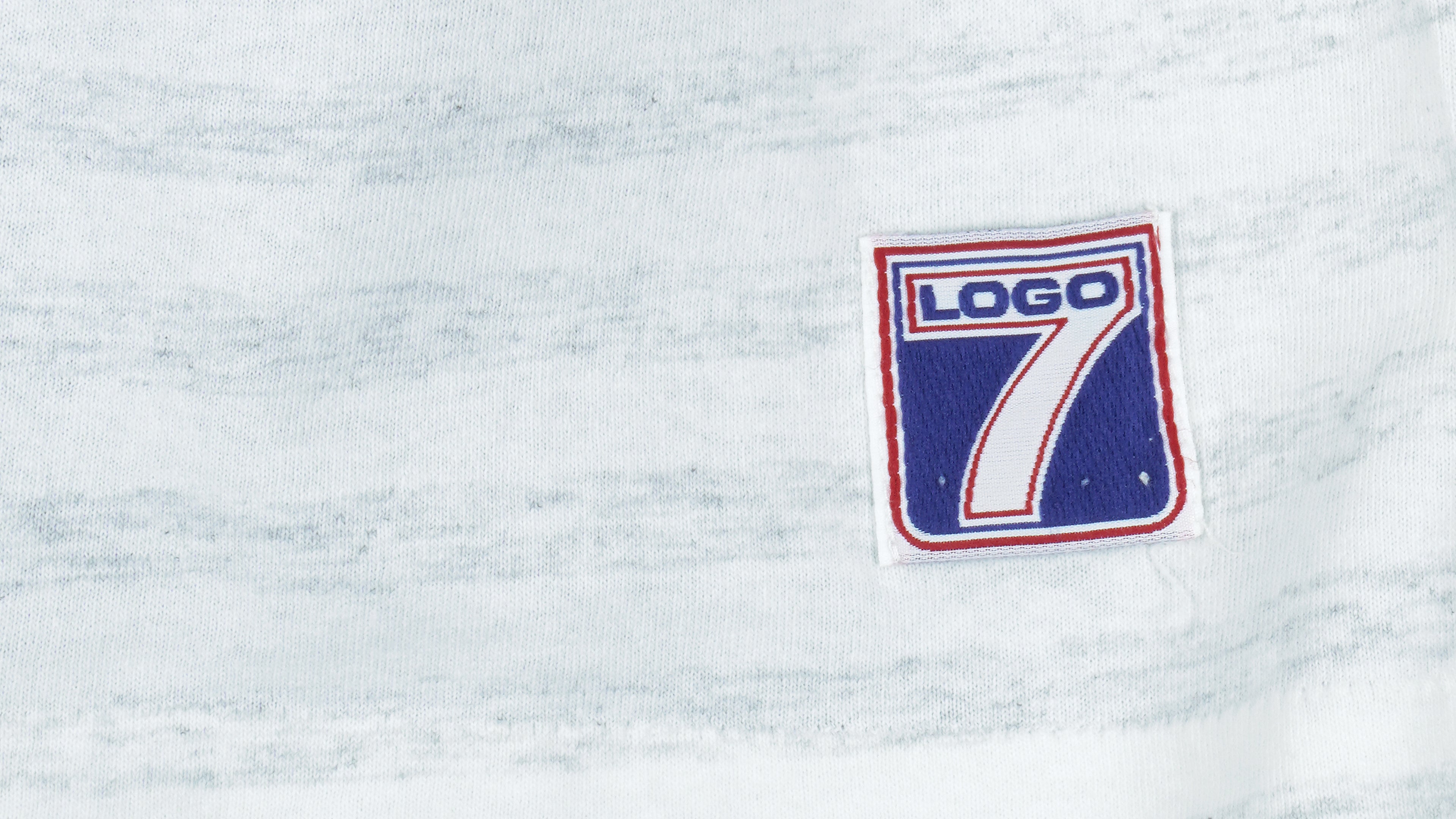NBA (Logo 7) - White Chicago Bulls T-Shirt 1991 X-Large Vintage Retro Basketball