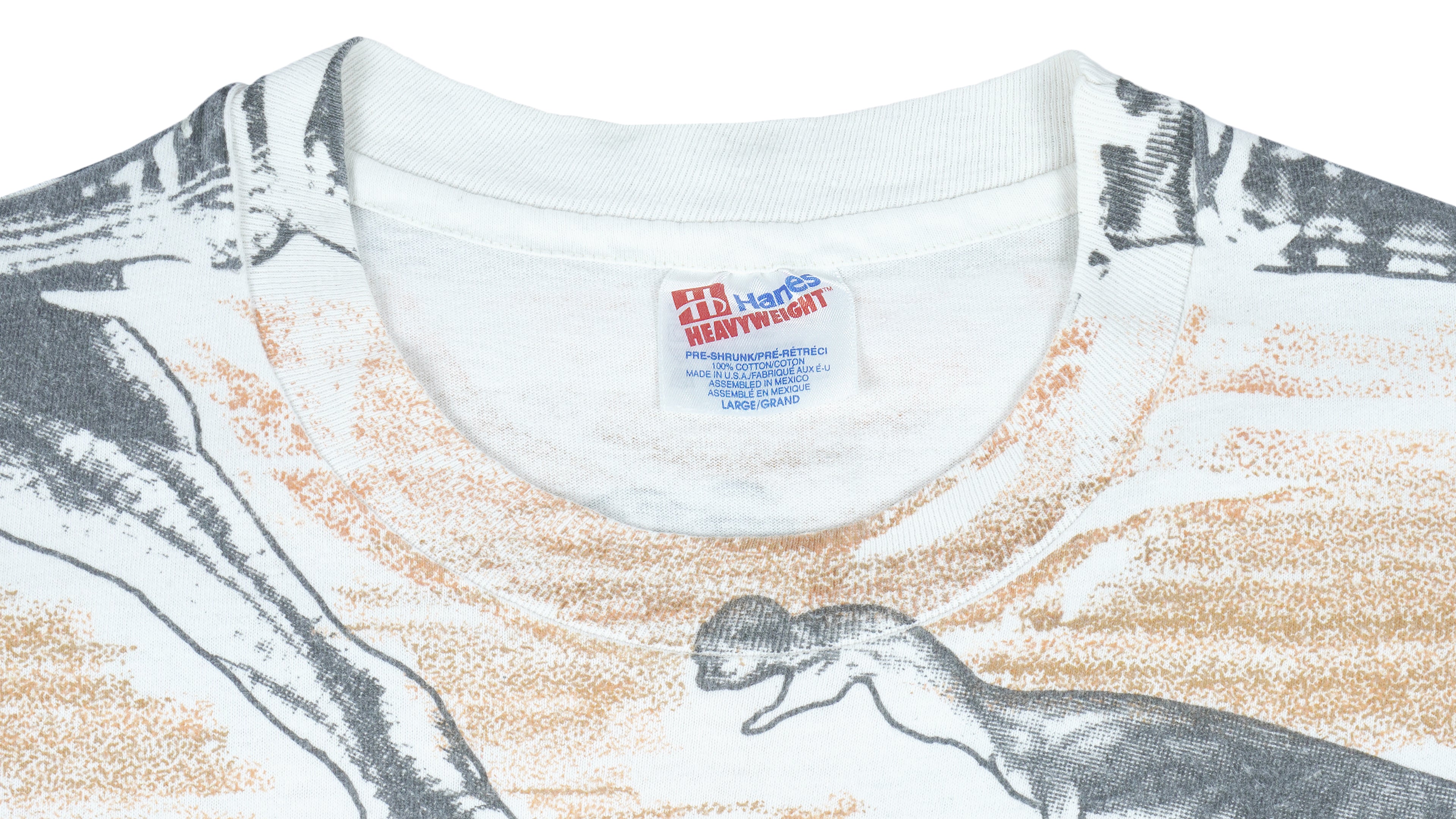 Vintage (Hanes) - Jurassic Park All Over Prints T-Shirt 1990s Large Vintage Retro