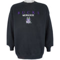 NBA (Salem) - Milwaukee Bucks Embroidered Sweatshirt 1990s X-Large Vintage Retro Basketball