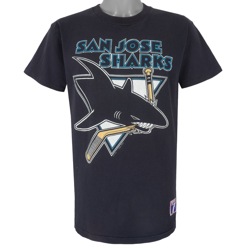 NHL (Logo 7) - Black San Jose Sharks T-Shirt 1990s Large Vintage Retro Hockey