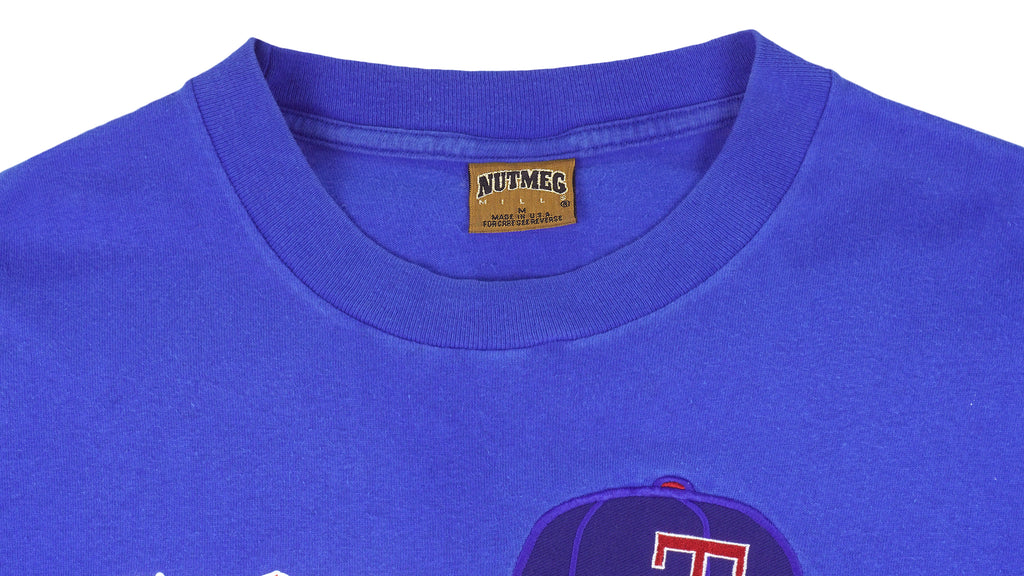MLB (Nutmeg) - Texas Rangers Spell-Out T-Shirt 1990s Medium Vintage Retro Baseball