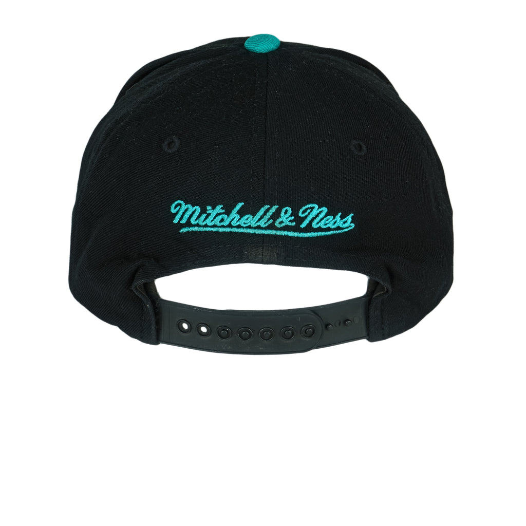 NBA (Mitchell & Ness) - Vancouver Grizzlies Adjustable Hat 1990s OSFA Vintage Retro Basketball