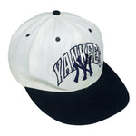 MLB (Pro Line) - New York Yankees Fitted Hat 1990s 7 1/2 Vintage Retro Baseball
