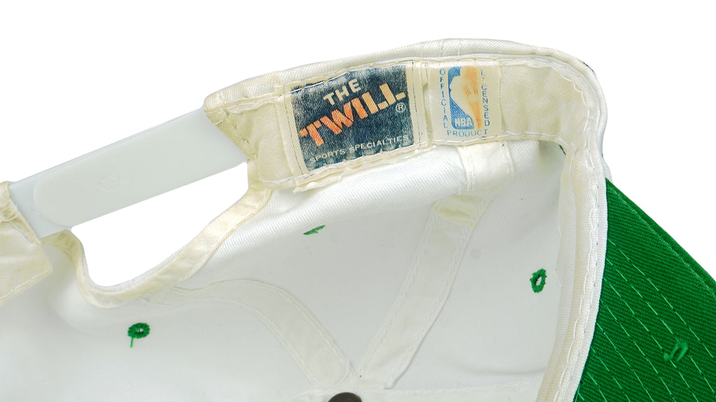 NBA (Sports Specialties) - Seattle Supersonics Snapback Hat 1990s OSFA Vintage Retro Basketball