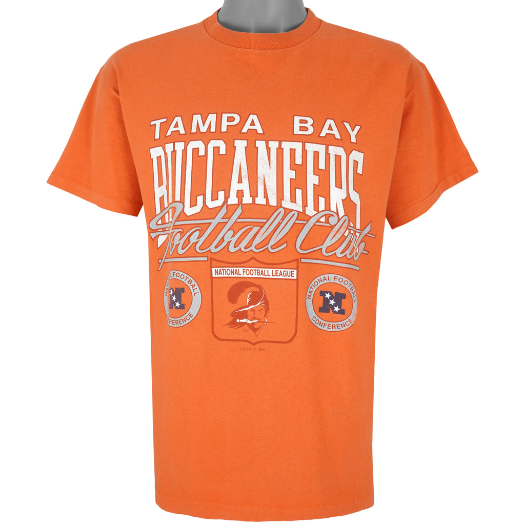 NFL (Logo 7) - Tampa Bay, Buccaneers T-Shirt 1990s Large Vintage Retro Football