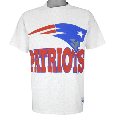 NFL (The Game) - New England Patriots Spell-Out T-Shirt 1990s Large