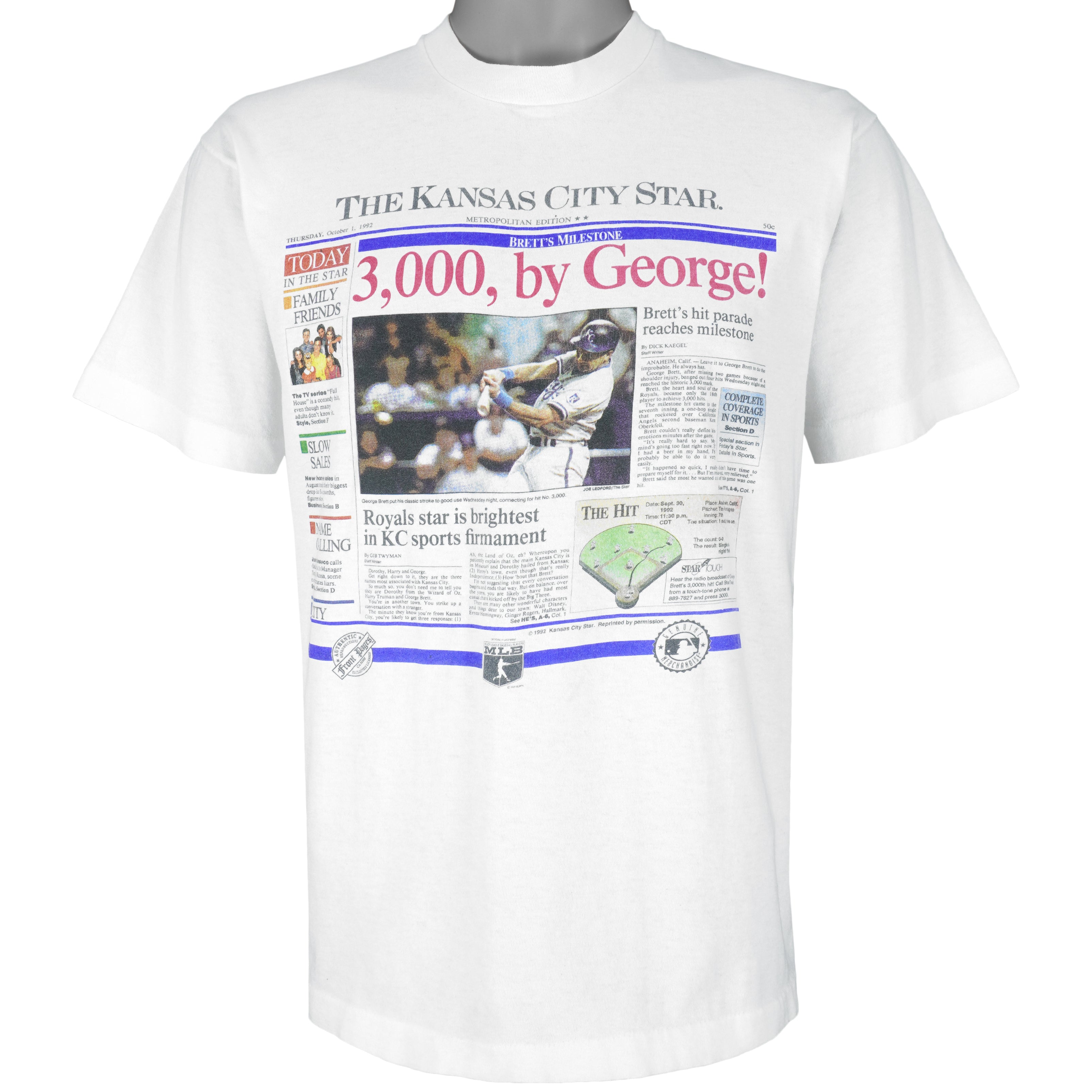 MLB (Front Pages) - Kansas City Chiefs, George Brett 3,000 hits T-Shirt 1992 Large Vintage Retro